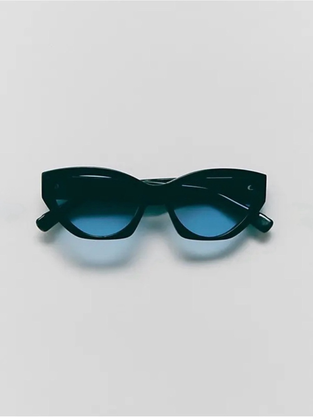 Free People NWT Linda Classic Cat Eye Polarized Tortoise Blue Polarized Sunglass - Picture 3 of 5